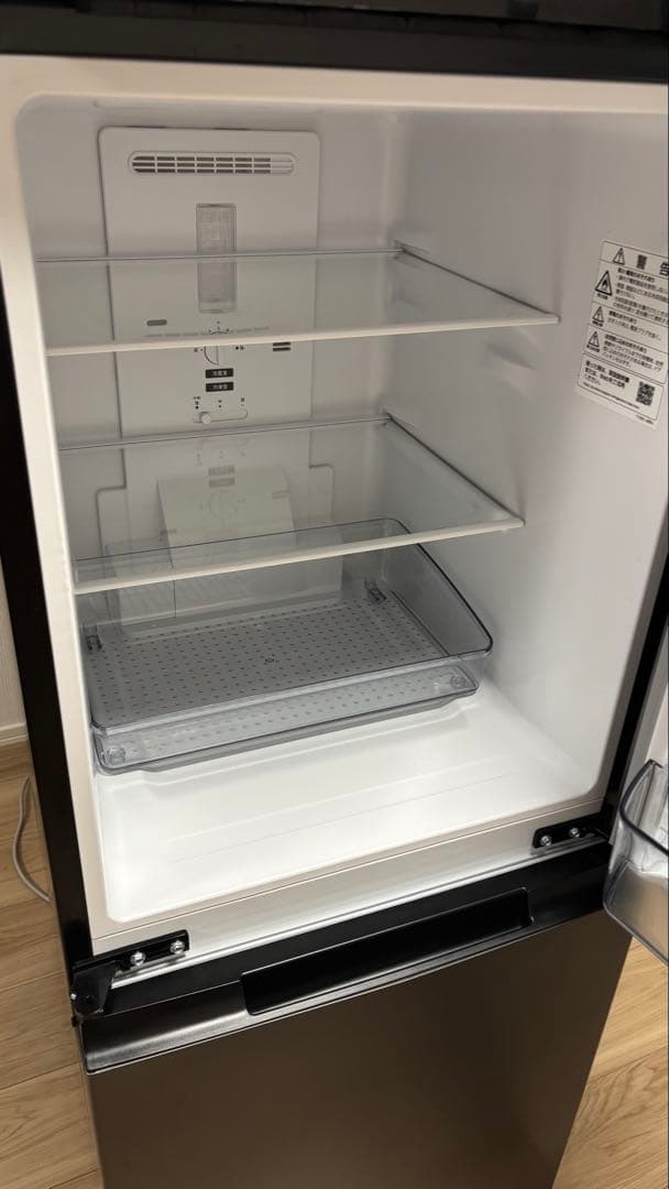 【美品】シャープ 冷蔵庫 152L黒(マットダークグレー)