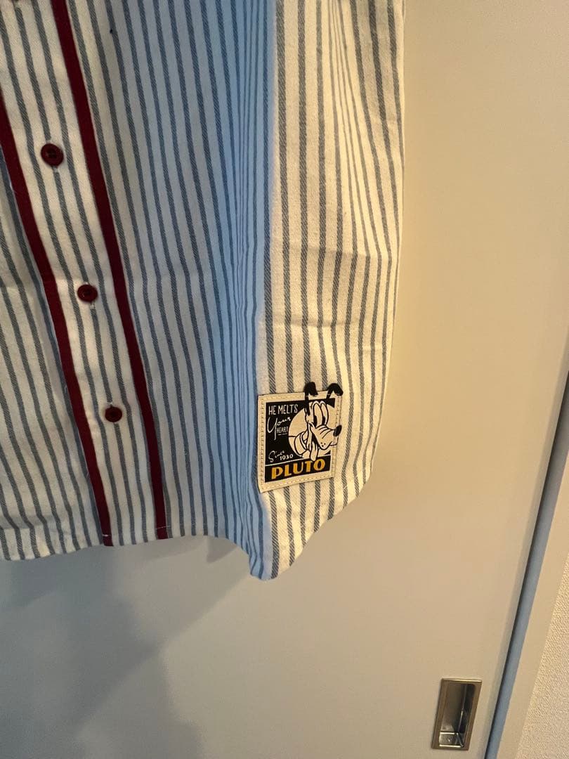 カルフォルニアDisney PLUTO ストライプTシャツ　LA美品