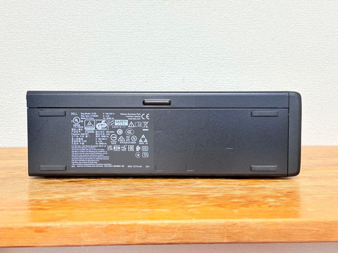 ベアーボン状態のDell Precision 3440/CPUなし・メモリなし