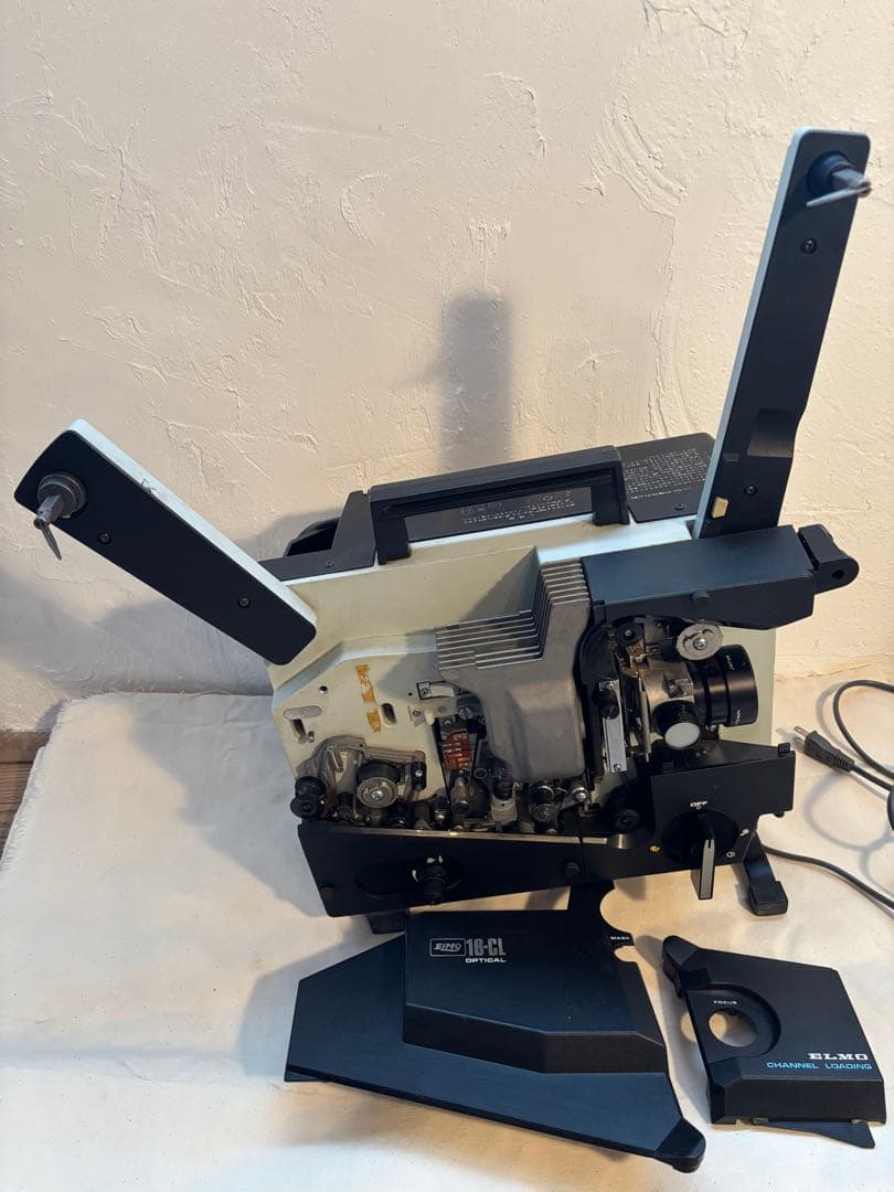 ELMO 16-CL オプティカルプロジェクター　エルモ　映写機　16mm