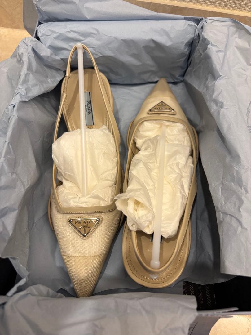 PRADA プラダ　ポインテッドトゥ　ヒール　メッシュ