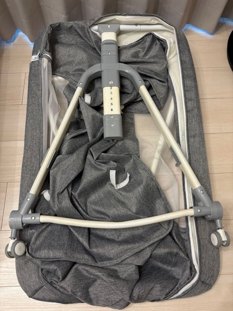 【Vinona】折りたたみ ベビーベッド (グレー)