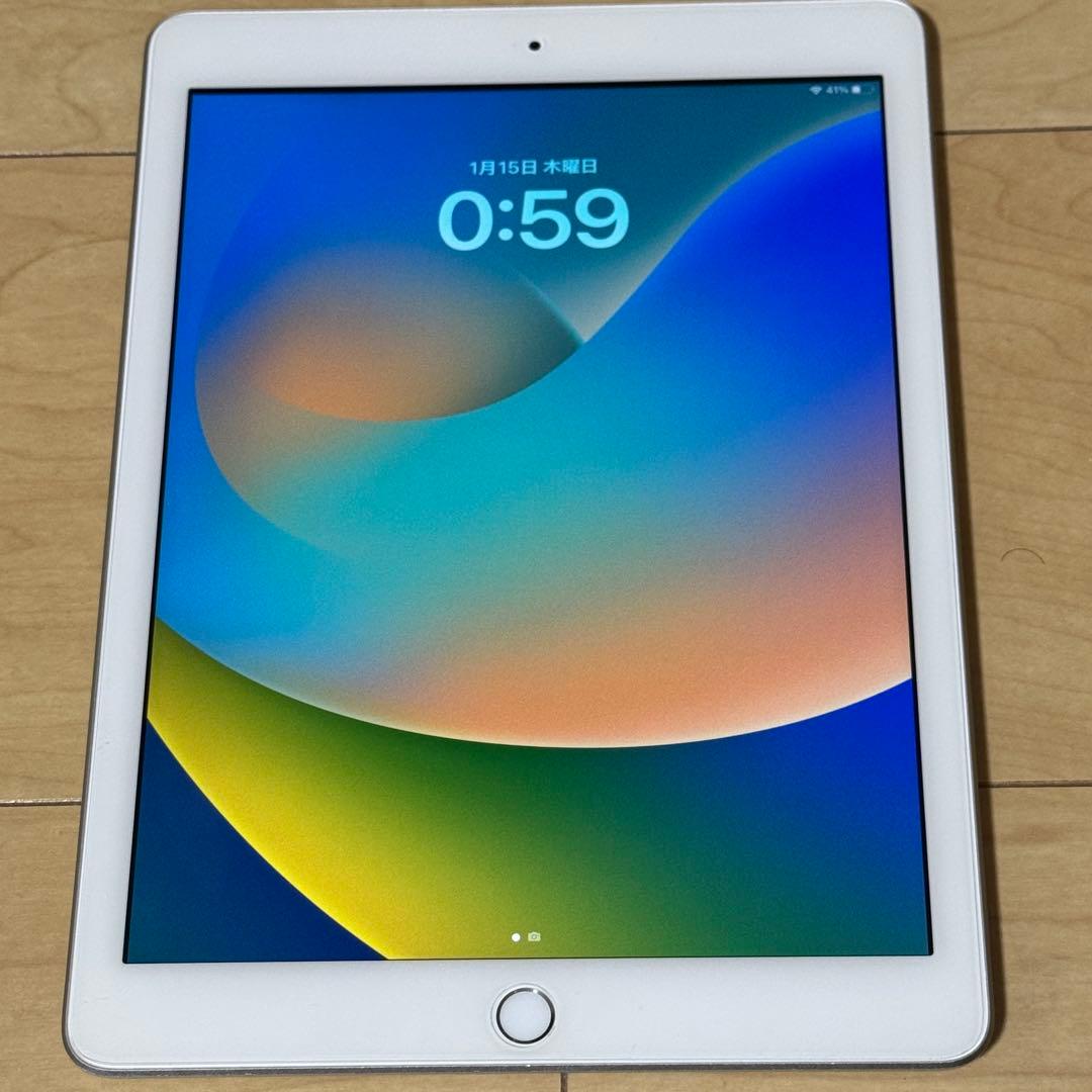 【美品】iPad(第6世代)Wi-Fi 32GB シルバー
