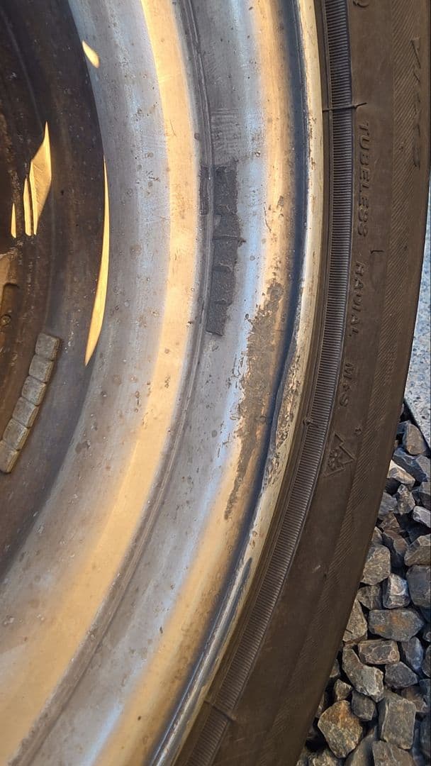 235/50R18 スタッドレス