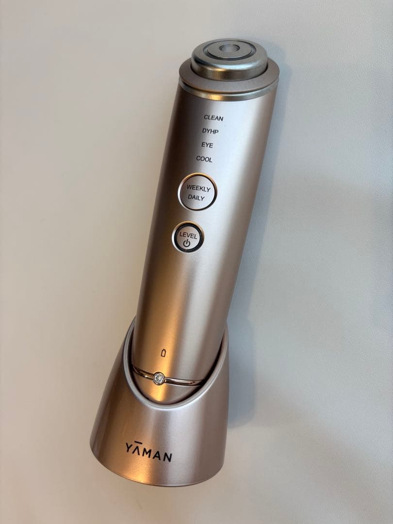 【ほぼ未使用】YAMAN 美顔器 M18 フォトプラスシャイニー