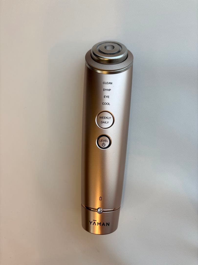 【ほぼ未使用】YAMAN 美顔器 M18 フォトプラスシャイニー