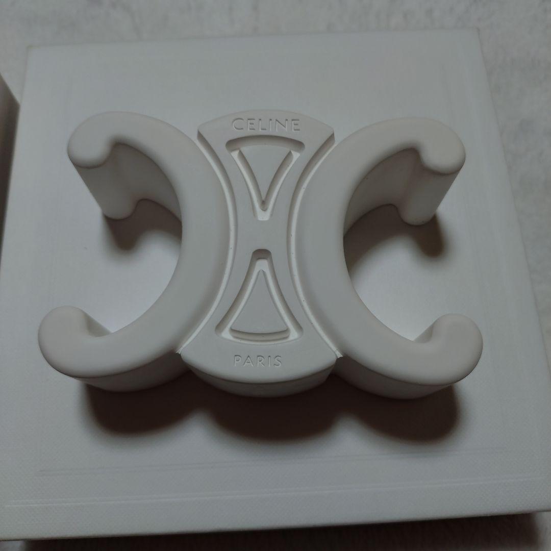 セリーヌ ラージ トリオンフ セラミック