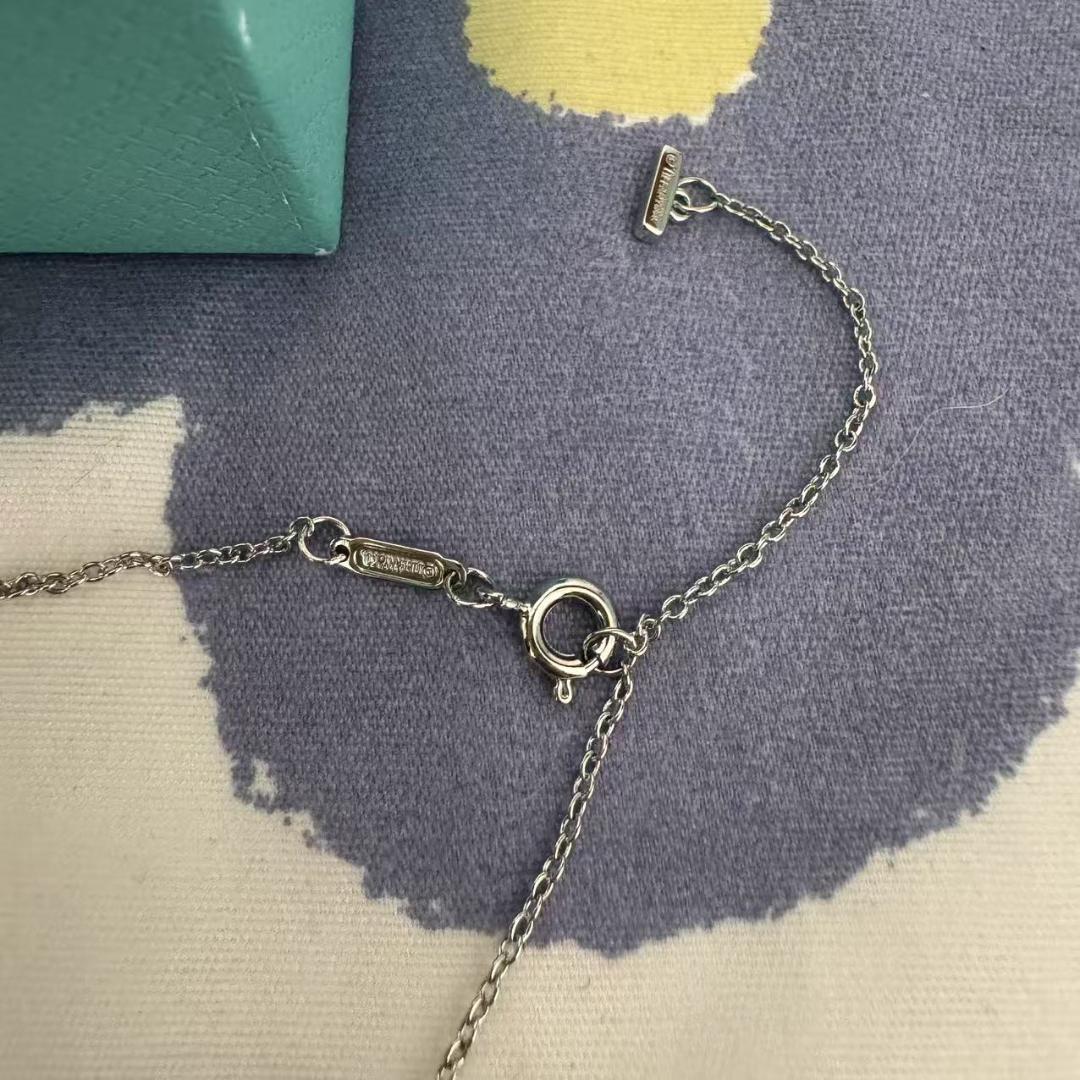 TIFFANY&Co.ティファニーT スマイル ネックレス シルバー