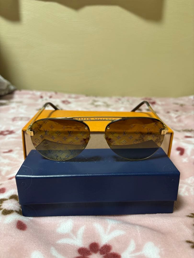 ルイヴィトン Z1020E サングラス クロックワイズ
