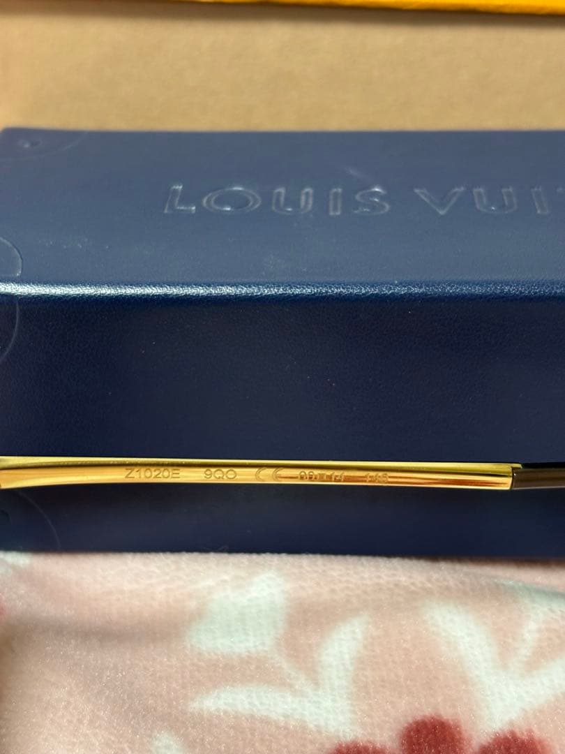 ルイヴィトン Z1020E サングラス クロックワイズ