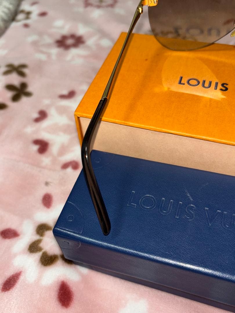 ルイヴィトン Z1020E サングラス クロックワイズ