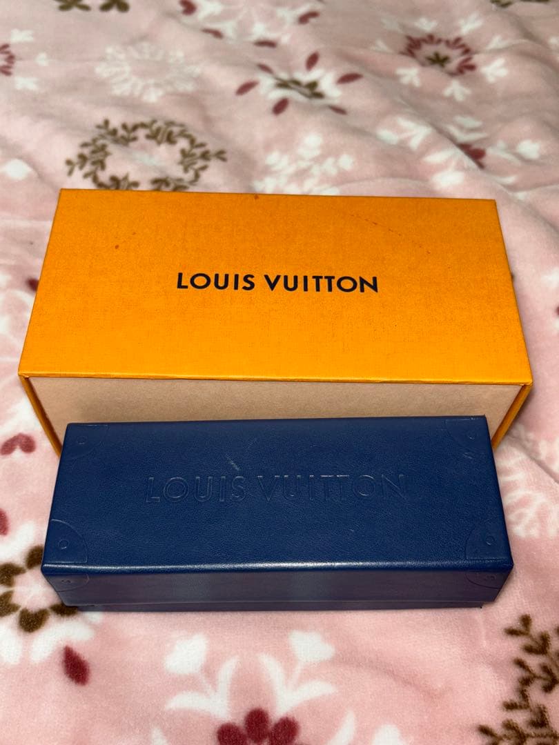 ルイヴィトン Z1020E サングラス クロックワイズ