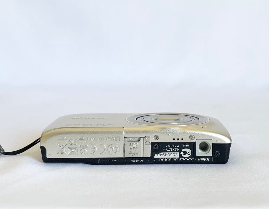 デジタルカメラ momo