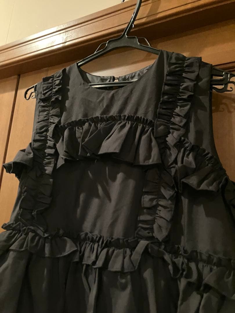 新品タグ付きフリルティアードワンピース merry jenny メリージェニー