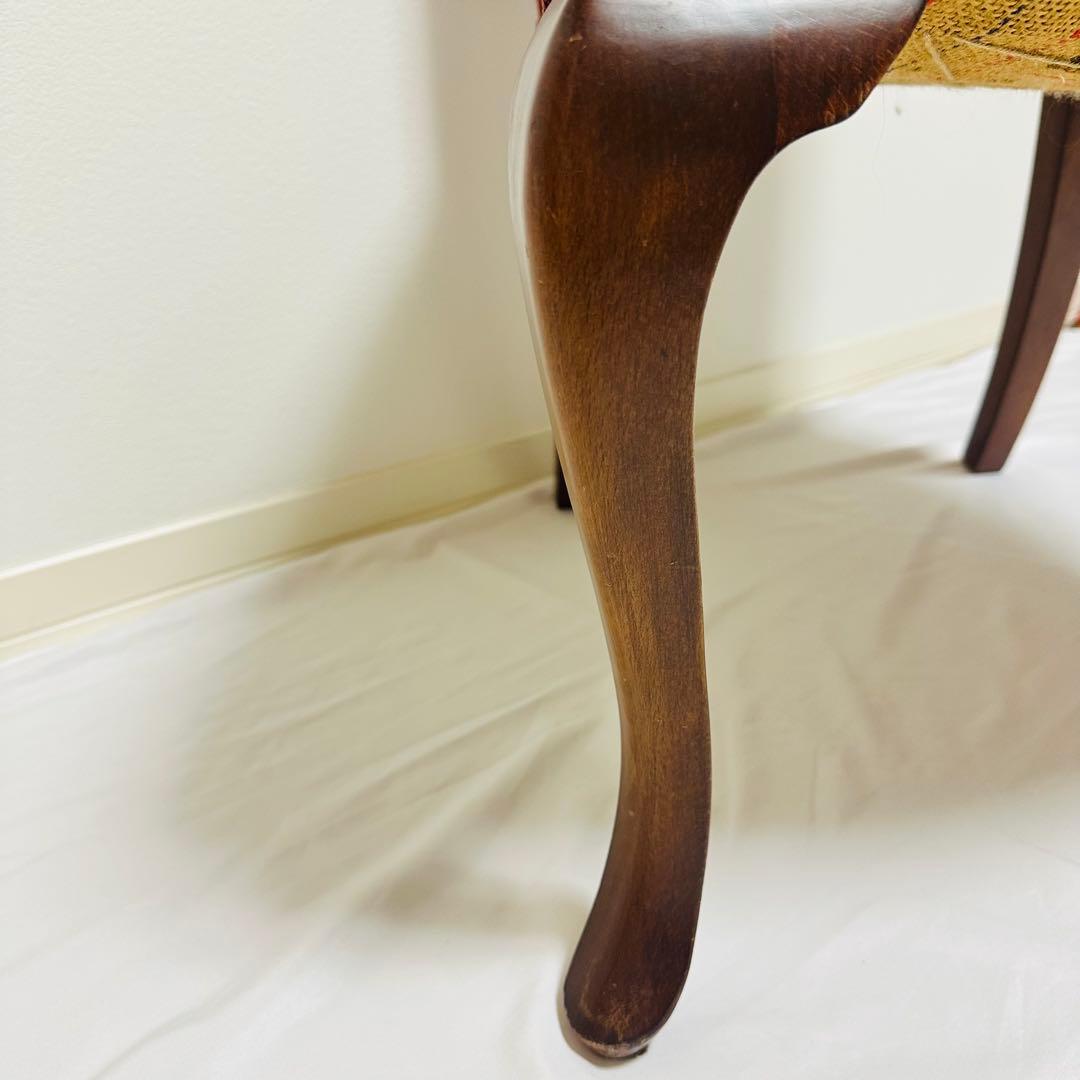 ダイニングチェア 高級感 アンティーク調 赤 ファブリック 猫脚デザイン