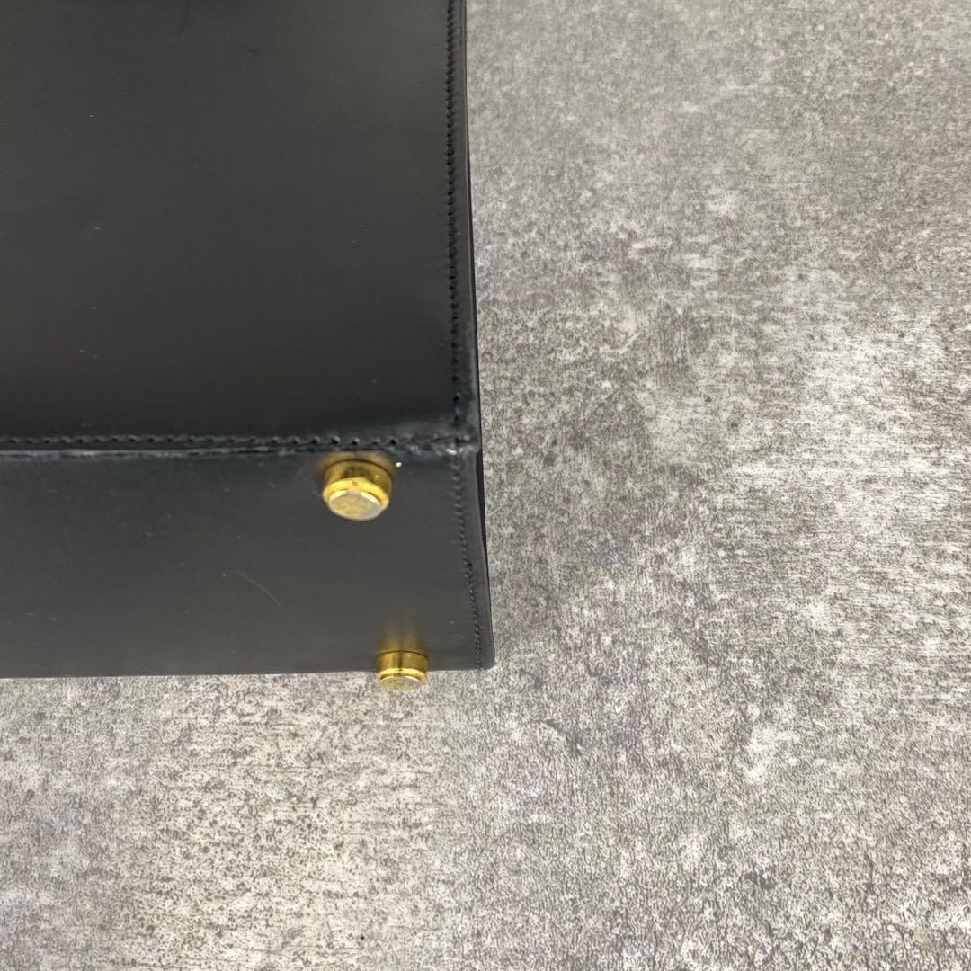 フェラガモ ヴァラ リボン 金具 ハンドバッグ トートバッグ レザー ブラック