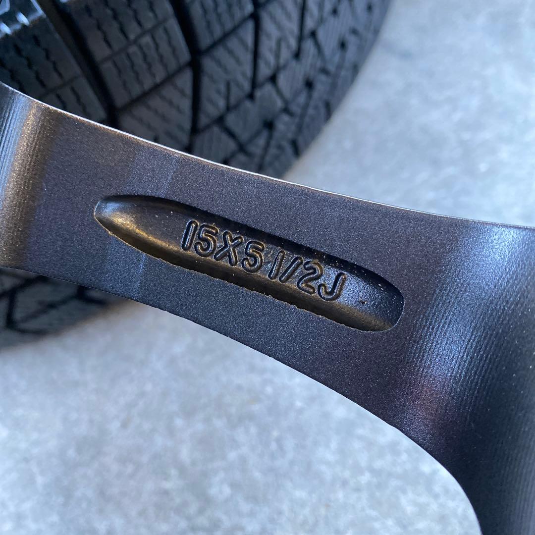 中古バリ溝ダンロップスタッドレスセット175/65R15 アクア、フィット等