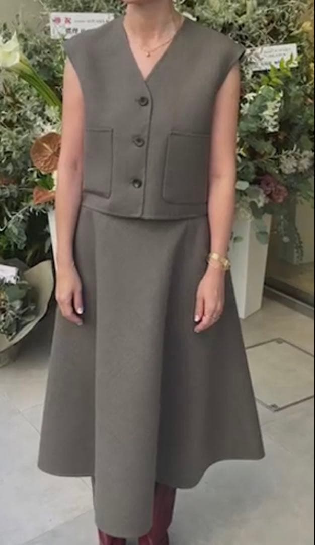 conte えみり　リバーベスト　ブラウン　新品タグ付き