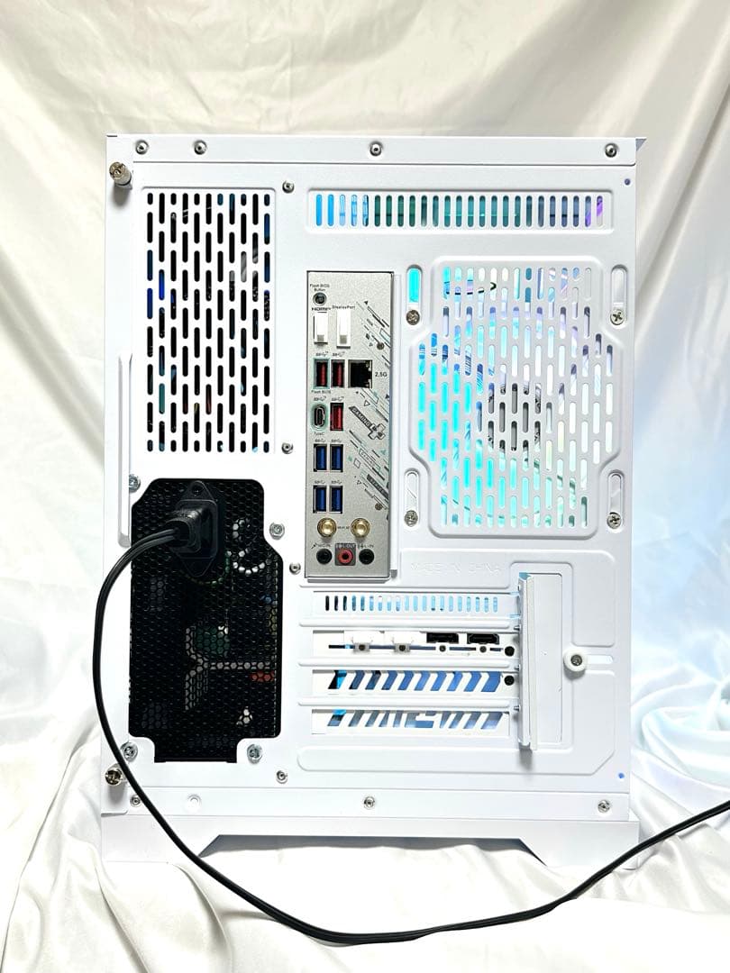 【新品】　ゲーミングPC RYZEN7 9700X RX7900XT 特別価格