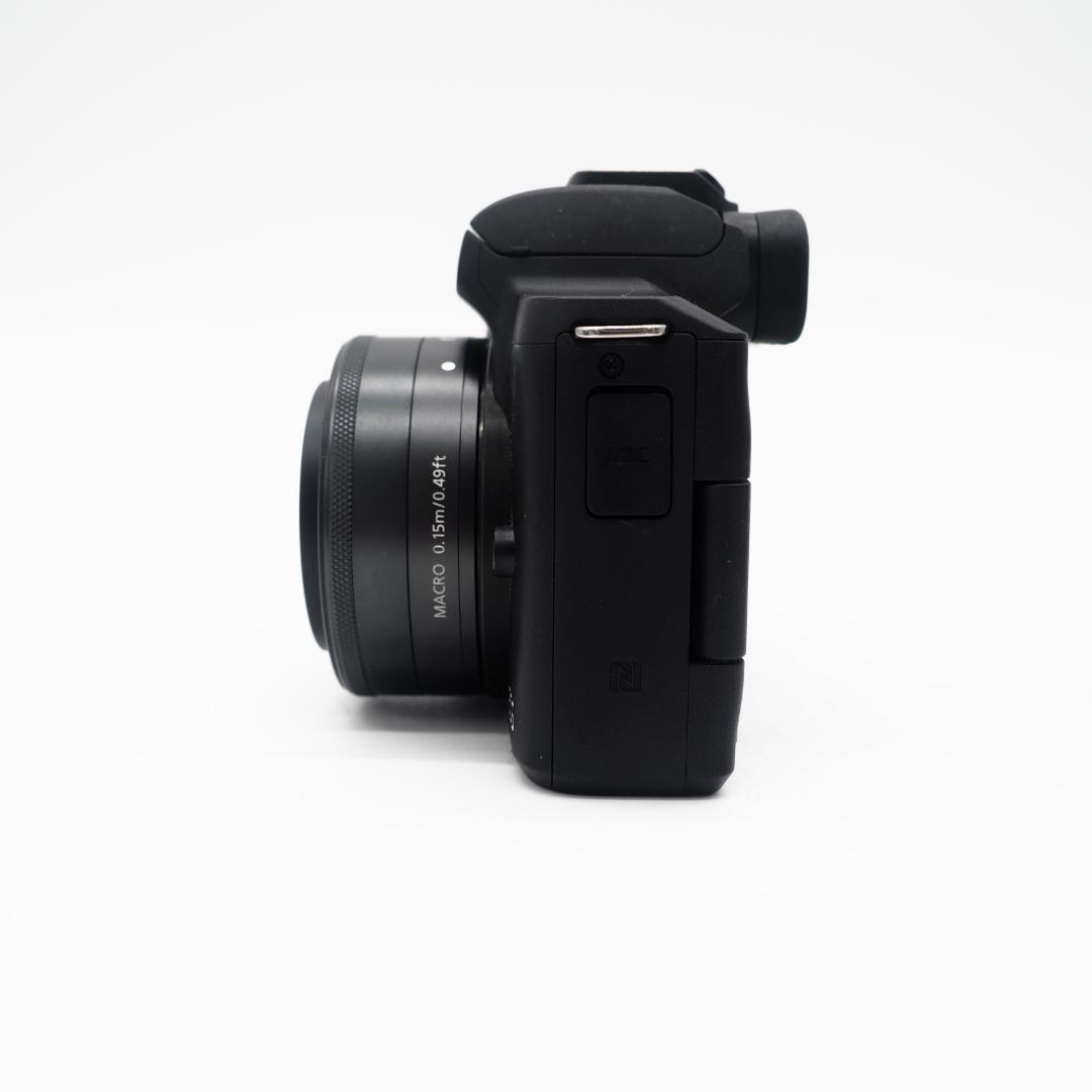 ショット数1000回未満✨ Canon Eos Kiss M ダブルレンズキット