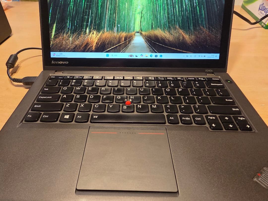 ThinkPad x240s W11タッチスクーン/i5/8G/512GB/英字