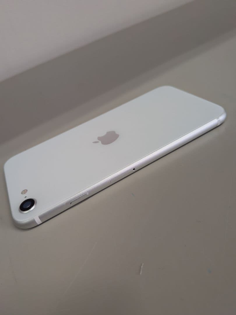 Apple iPhone SE (第2世代) ホワイト 美品