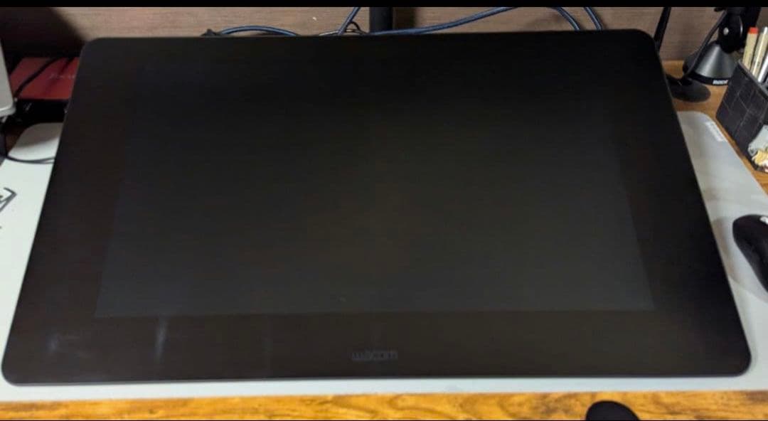 Wacom Cintiq Pro 24 (DTH-2420) 本体　タッチ機能付