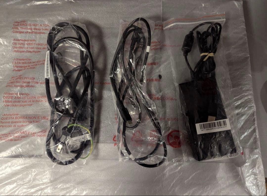 Wacom Cintiq Pro 24 (DTH-2420) 本体　タッチ機能付