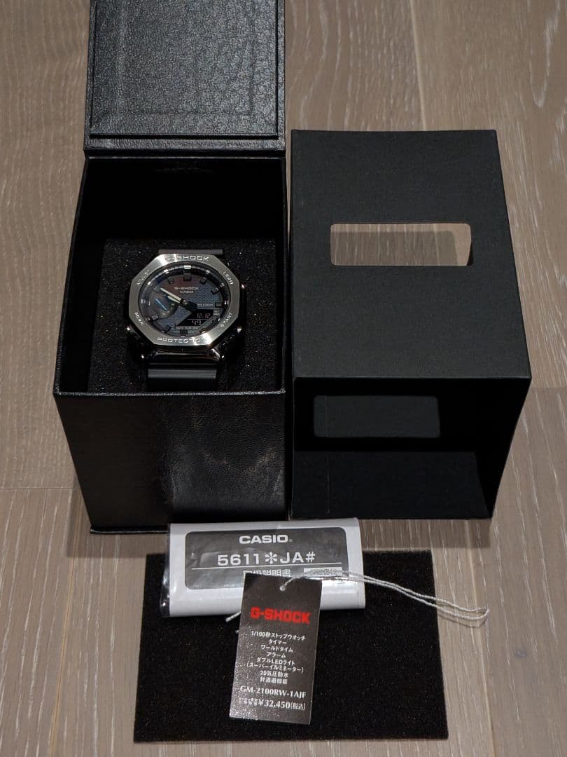 G-SHOCK　カシオーク　gm-2100rw-1ajf　レインボー