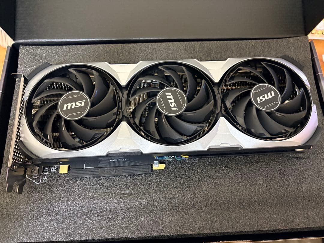 グラフィックボード・グラボ・ビデオカード MSI GeForce RTX 4070 VENTUS 3X 12G OC