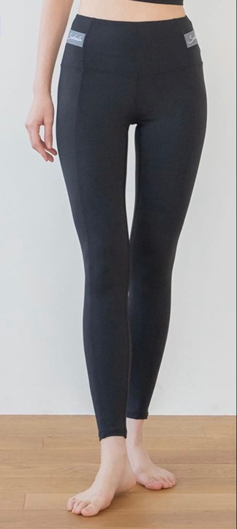 SUKAKA サイドロゴデザインレギンス