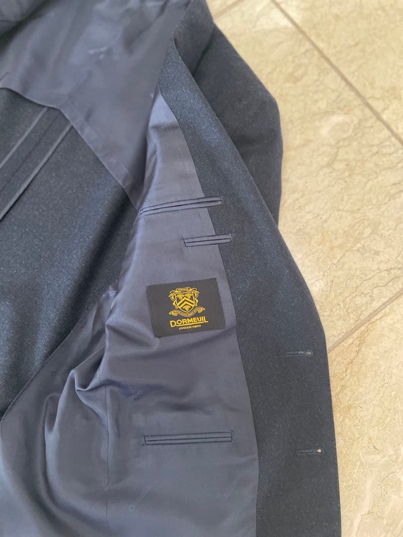 DORMEUIL.ウール濃紺ビジネススーツM〰️L.サイズ