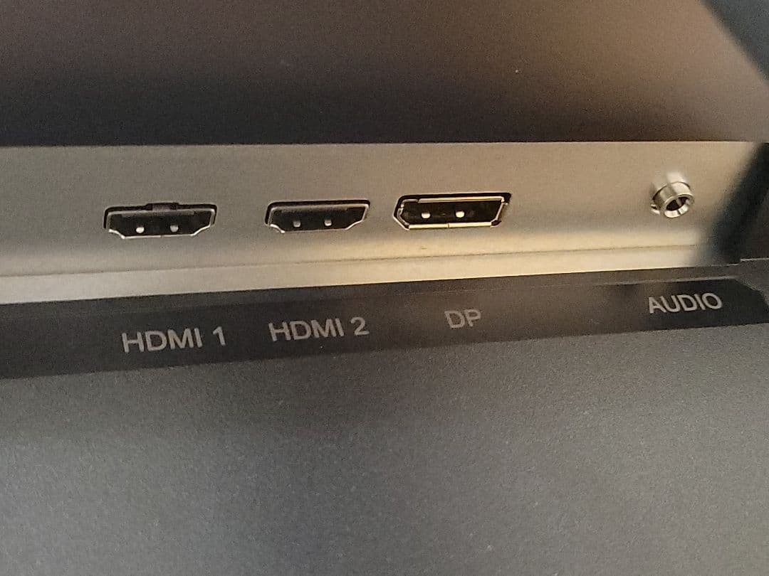 にら　美品　KOORUI 27インチ 4Kゲーミングモニター 320Hz