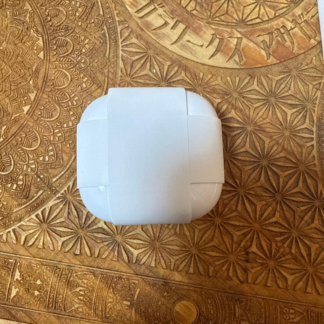 イヤホン Apple AIR PODS4