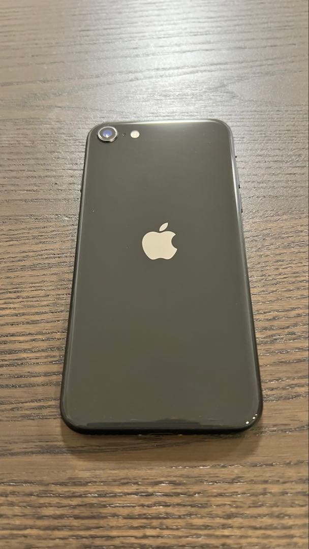 美品Apple iPhone SE2 ブラック 128GB simフリー