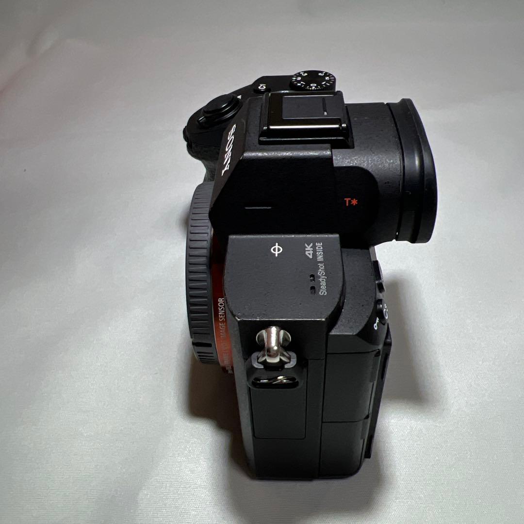 SONY α7 III ミラーレス一眼 + FE 50mm F1.8