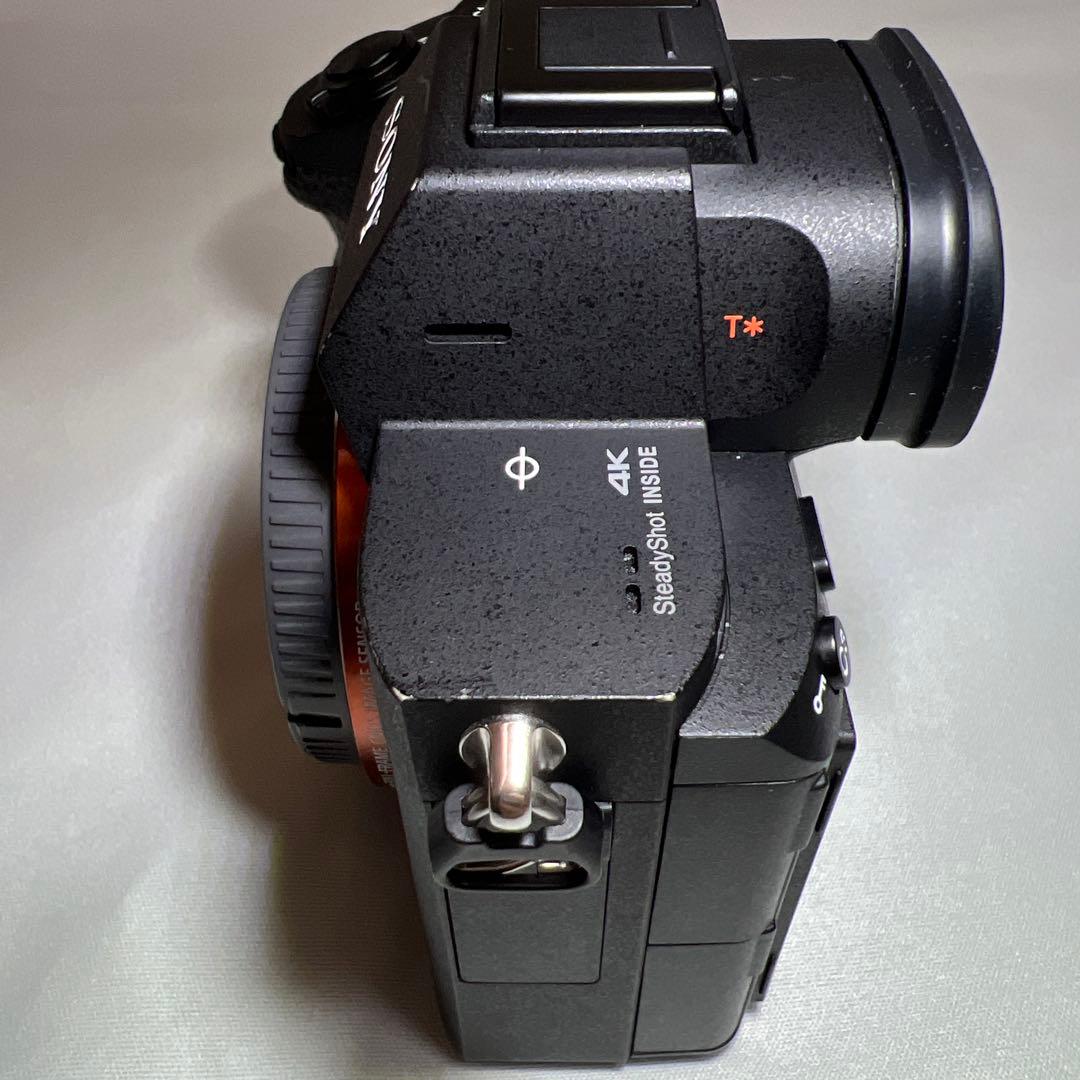 SONY α7 III ミラーレス一眼 + FE 50mm F1.8