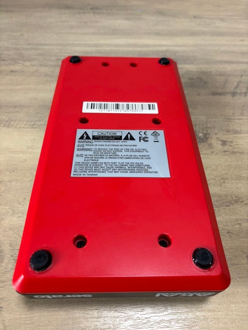 Akai AFX MIDIコントローラー