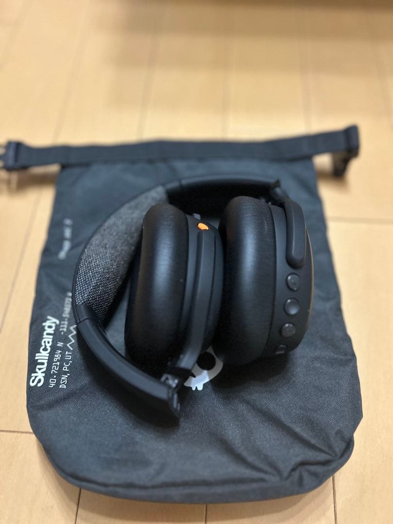 Skullcandy ワイヤレスヘッドホン 収納バッグ付き