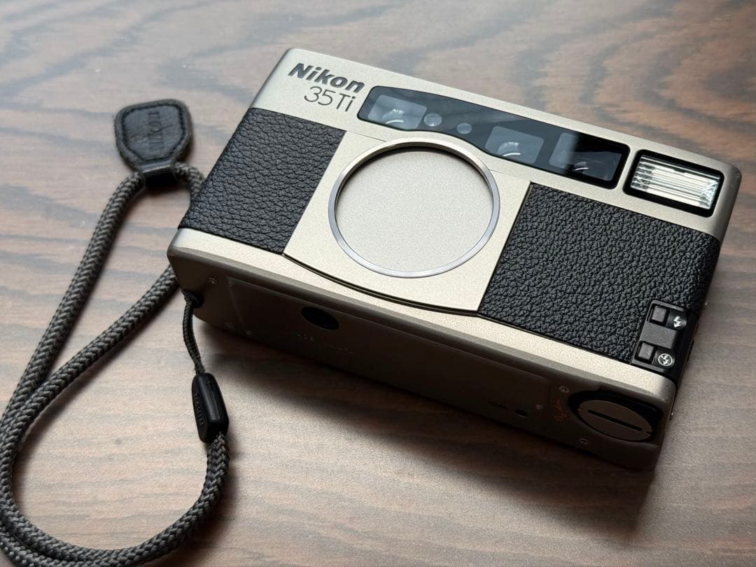 Nikon 35Ti(キズあり)