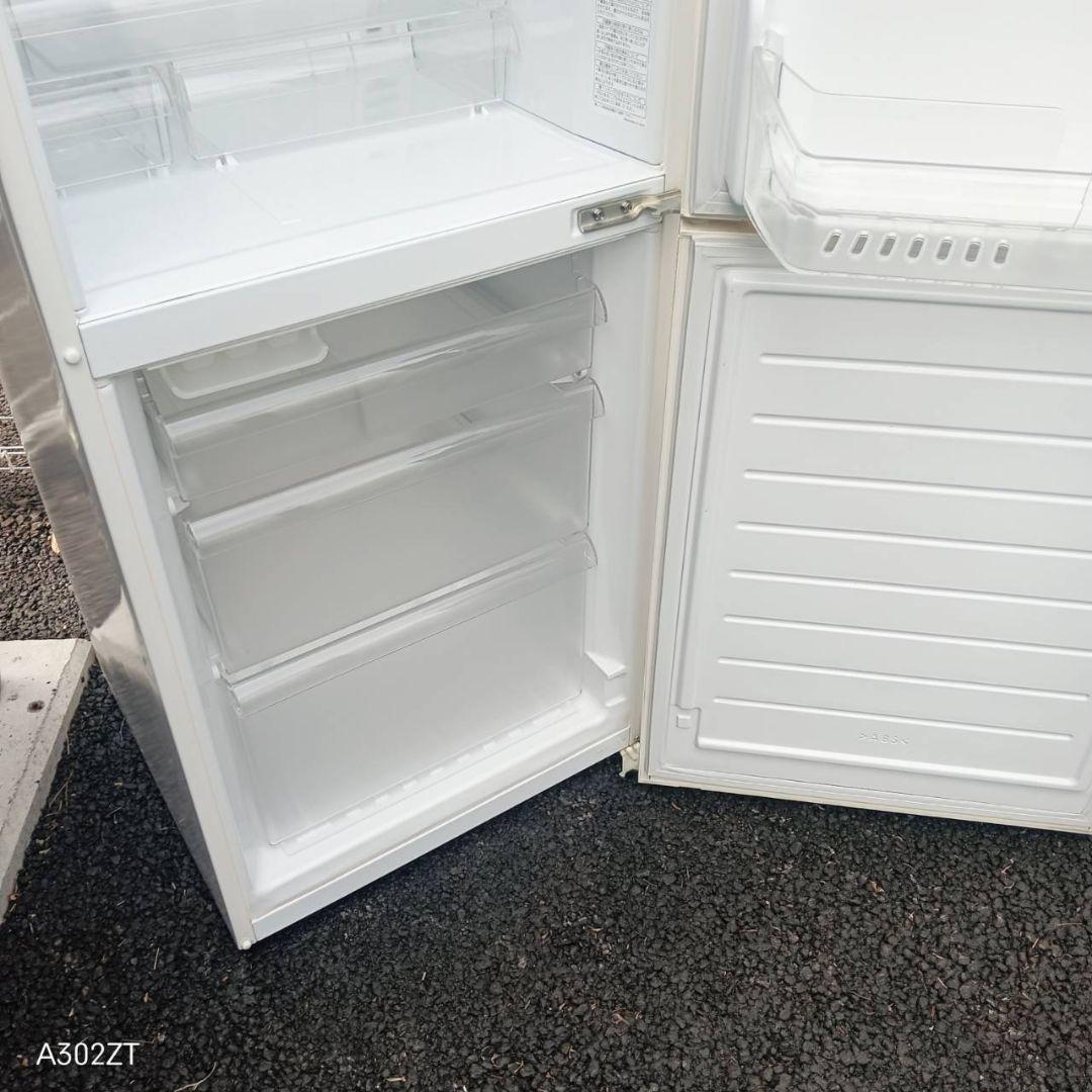 A027 送料設置無料　SANYO　スタイリッシュ　大型冷蔵庫　270L