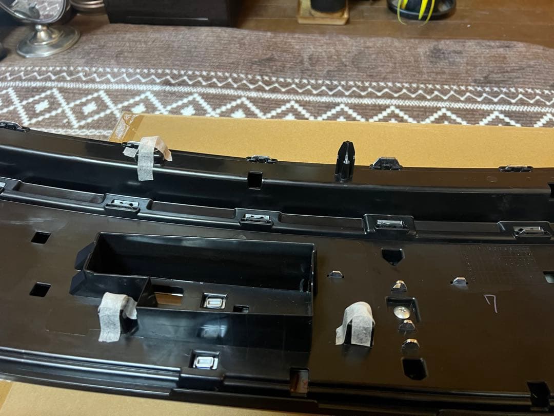 スズキ スペーシアカスタムMK53Sフロントグリル クローム/ブラック