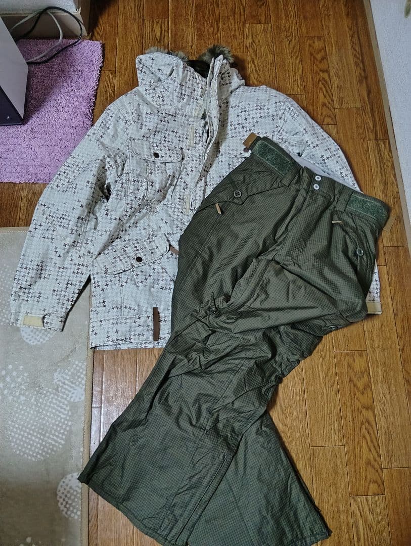 スノーボードウェア 上下セット カーキ ホワイト スキーウェア