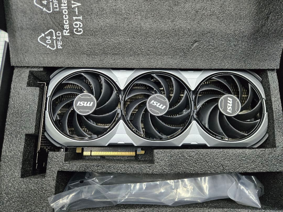 グラフィックボード・グラボ・ビデオカード MSI VENTUS 3X GEFORCE RTX 4090