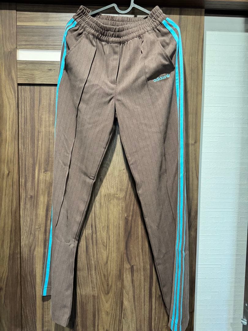 adidasOriginals TAILORED PANTSサイズM 週末値下げ