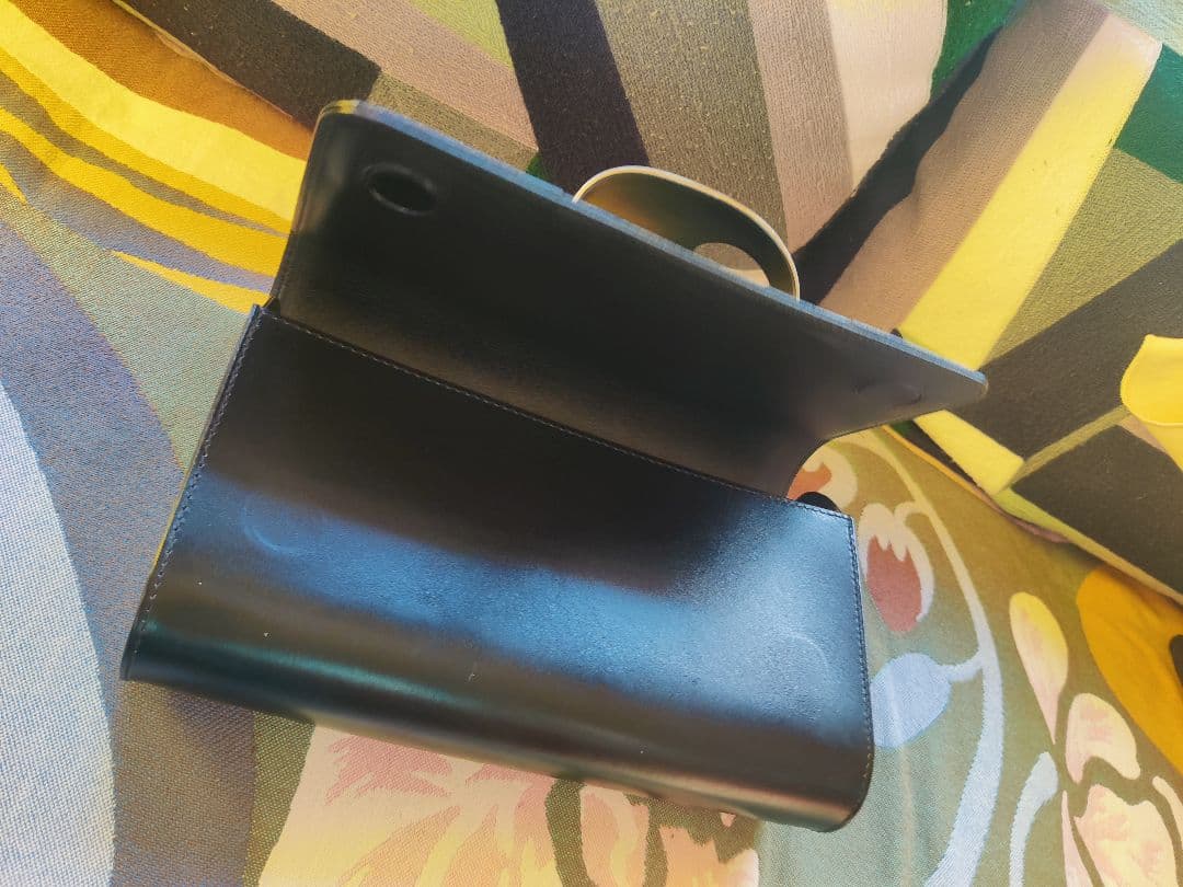 PERRIN PARIS ペランパリ 黒 レザー クラッチバッグ