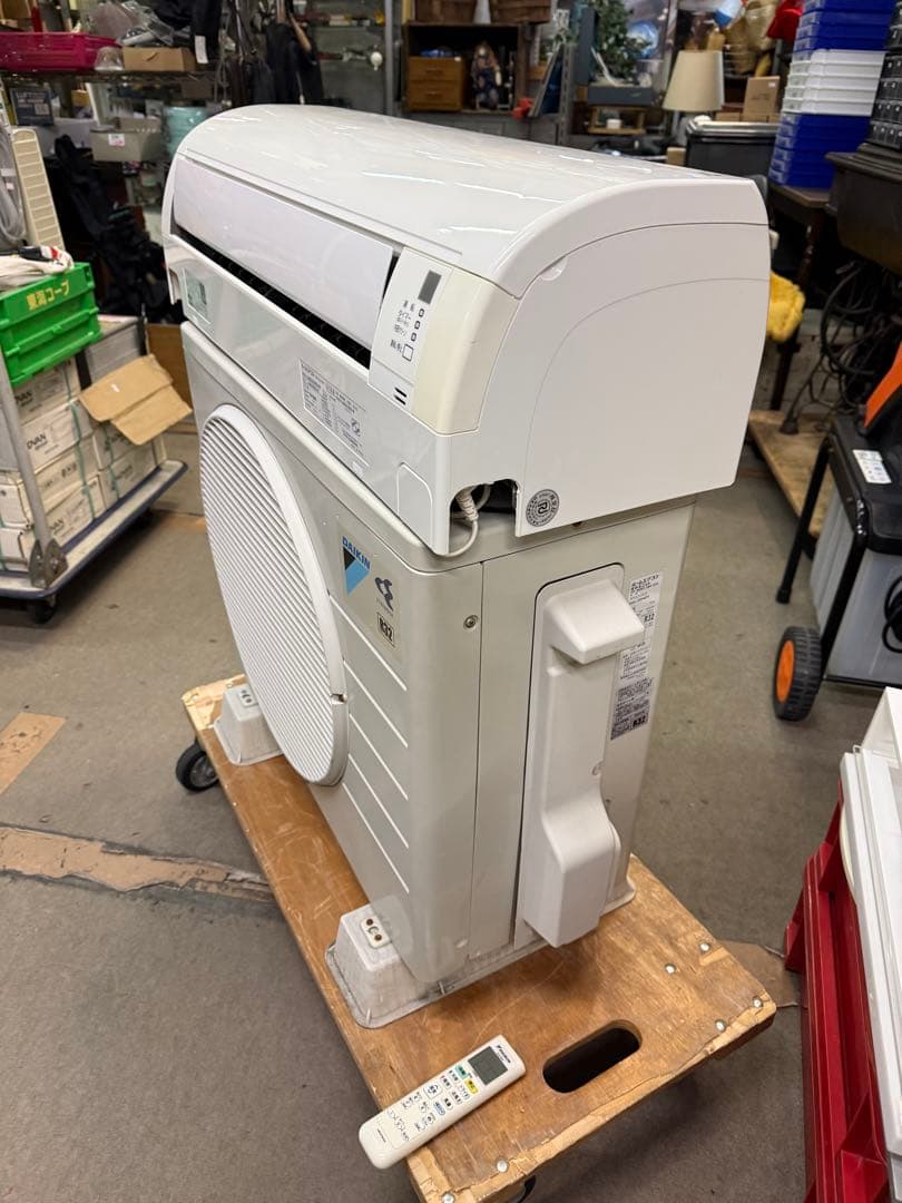 引き取りのみDAIKIN ルームエアコン 6畳用 AN22UES-W 格安 Ｊ