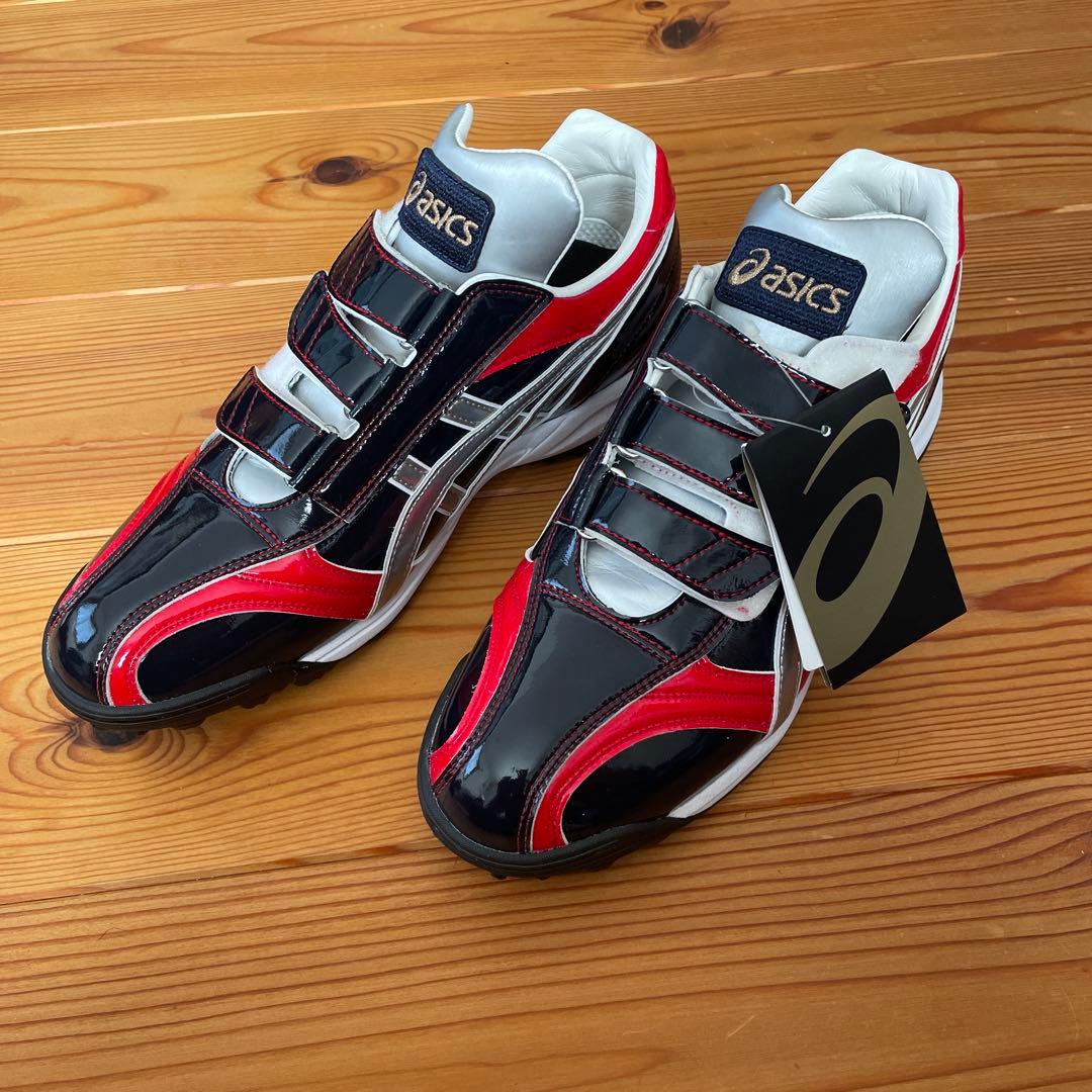 asics 野球トレーニングシューズ オーダー　黒/赤/白