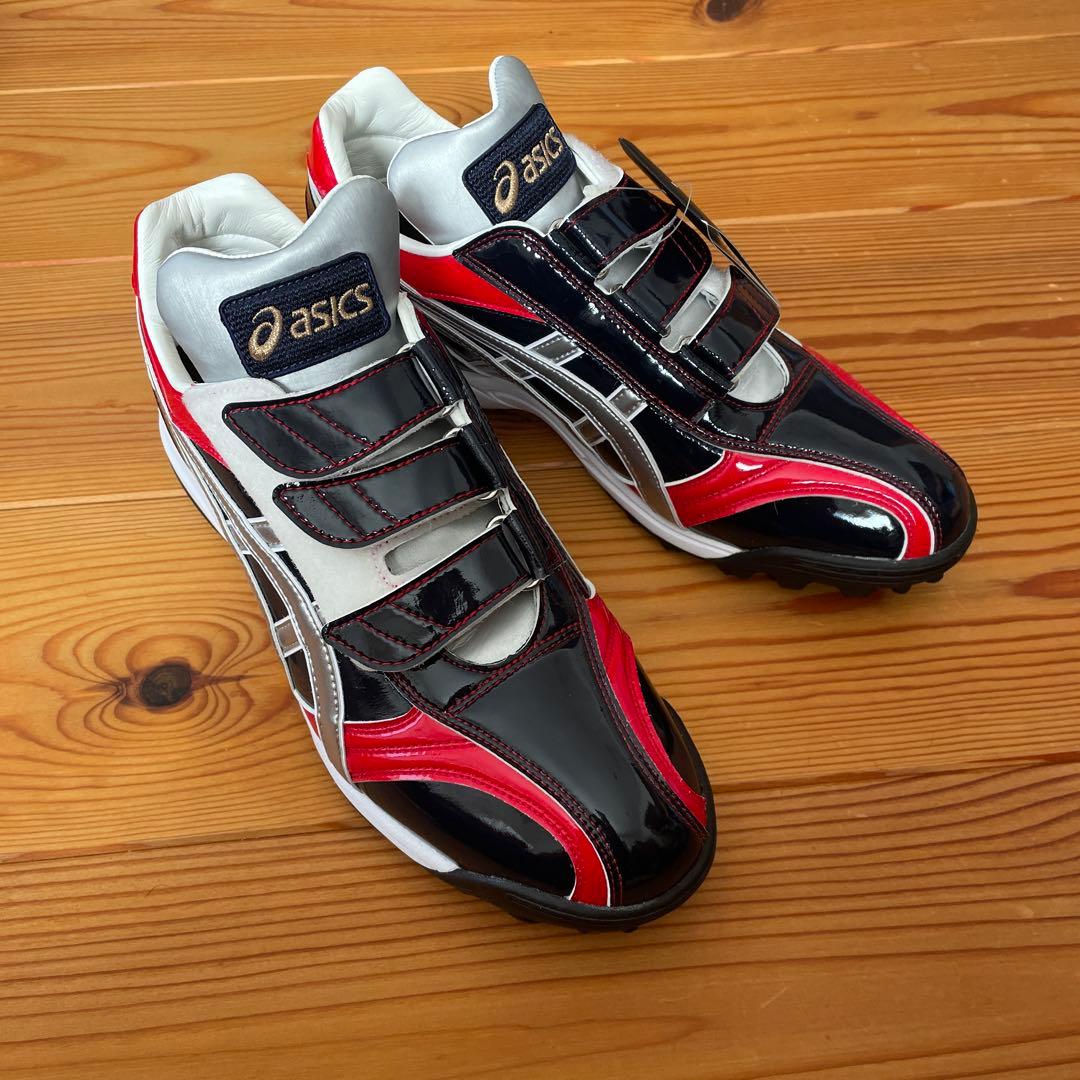 asics 野球トレーニングシューズ オーダー　黒/赤/白