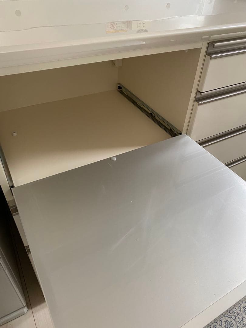 ホワイト 食器棚 ガラス扉付き　4/24まで